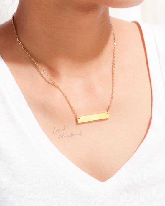 Classic Necklace in Gold