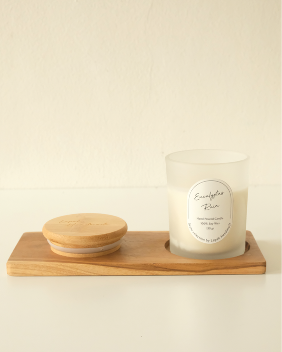 Home Scented Candle in Eucalyptus Rainwater